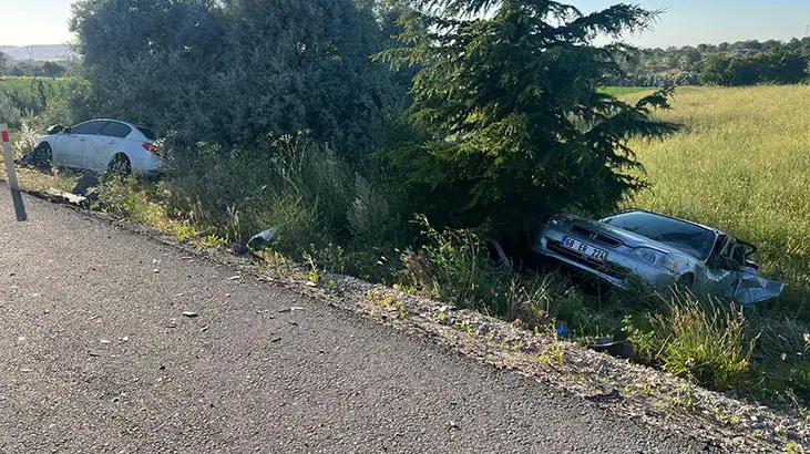 Park halindeki araca çarptı: 1 ölü, 1 yaralı