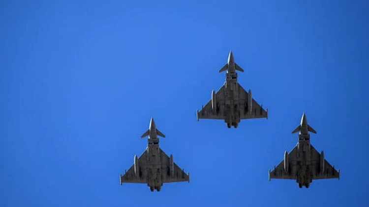 NATO uçakları Letonya'ya yönelen İHA'yı vurdu