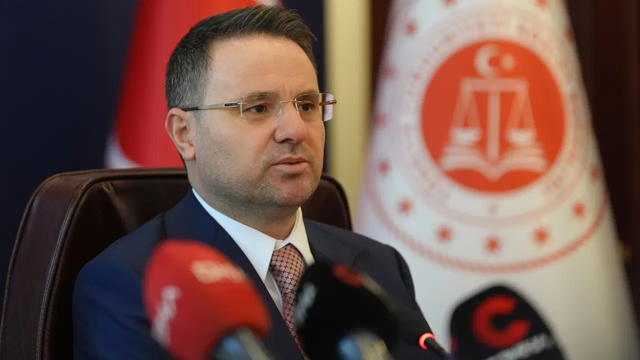 Akın Gürlek duyurdu... 27 ilde yasa dışı bahis operasyonu: 130 şüpheli hakkında adli işlem başlatıldı