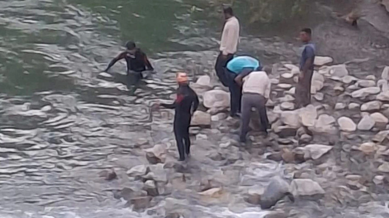 Bir babanın çaresizliği: 1 evladını kurtardı, birini kaybetti