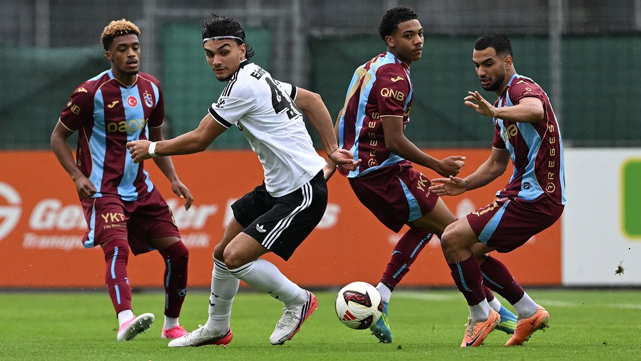 Trabzonspor ilk hazırlık maçında Eintracht Frankfurt'a farklı yenildi