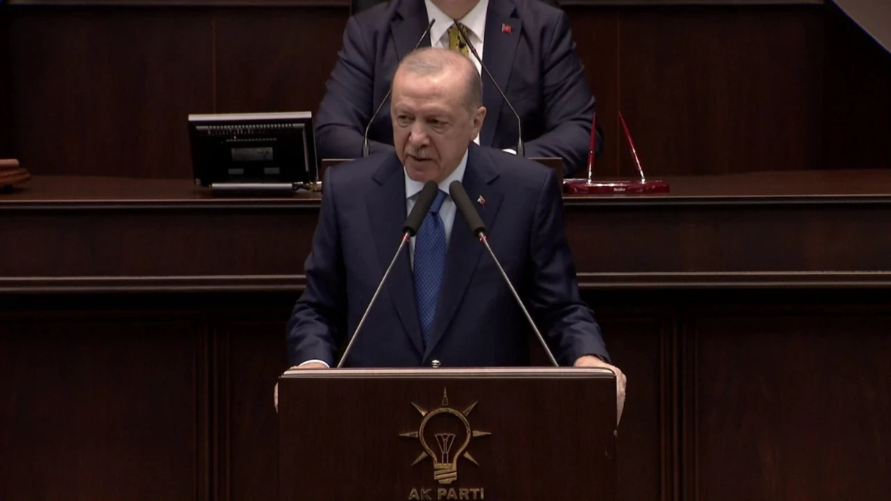 Cumhurbaşkanı Erdoğan'dan siyaseti sallayan muhalefet çıkışı: Çerçi dükkanı gibi; entrika, skandal, ihanet ne ararsan var!