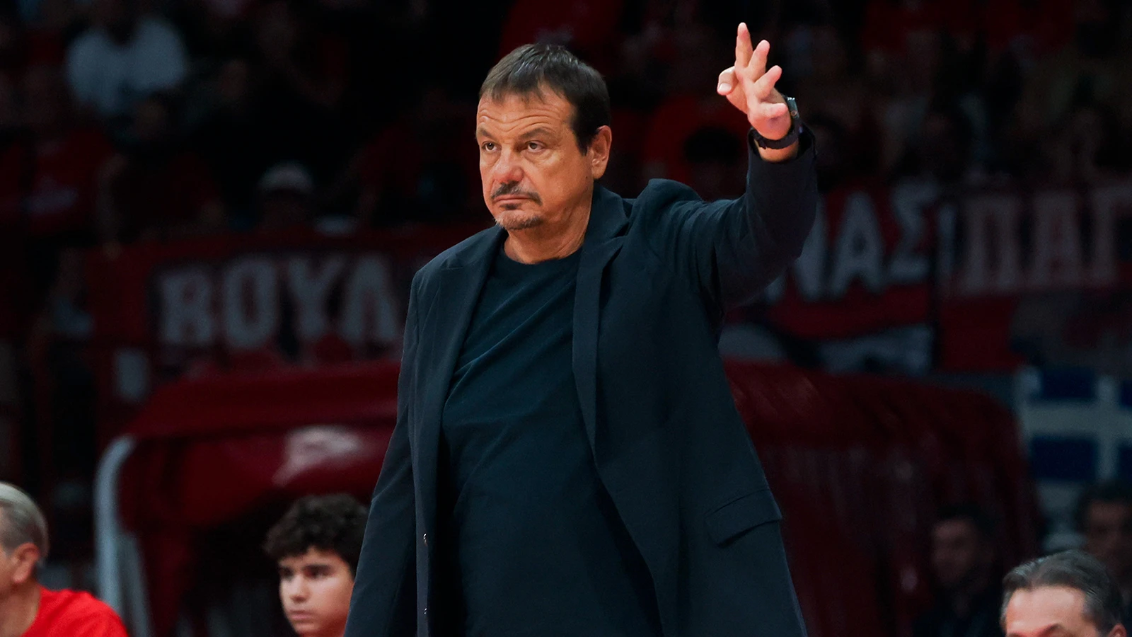 Ergin Ataman'dan Yunan halkına teşekkür mesajı