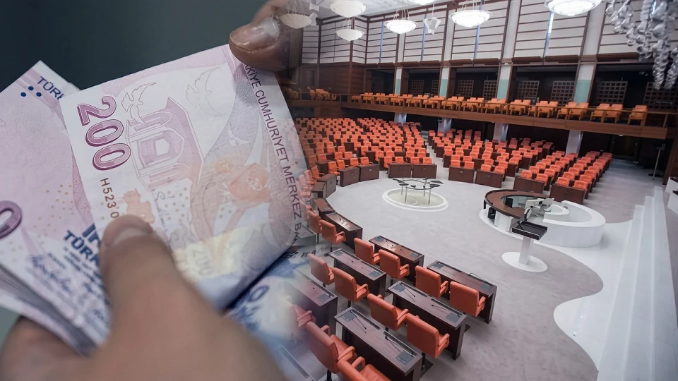 En Düşük Emekli Maaşı Meclis'ten Geçti mi, SSK Bağ-Kur Zam Farkları Ne Zaman Yatacak? (Temmuz 2026)