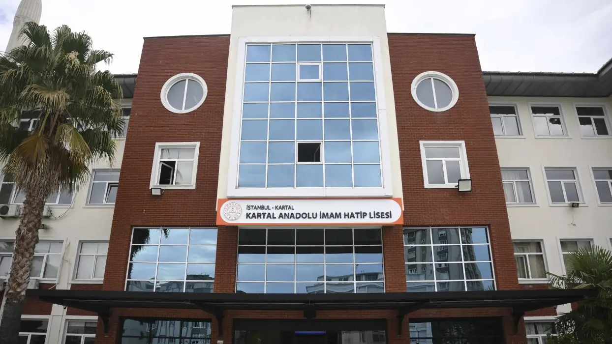 LGS şampiyonlarının adresi! Kartal Anadolu İmam Hatip Lisesi zirvede