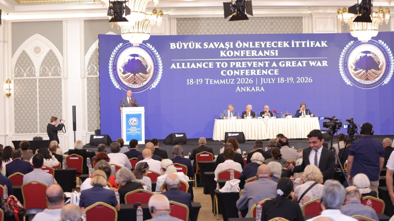 Aleksandr Galuşka: ‘Doları boykot etmeliyiz’