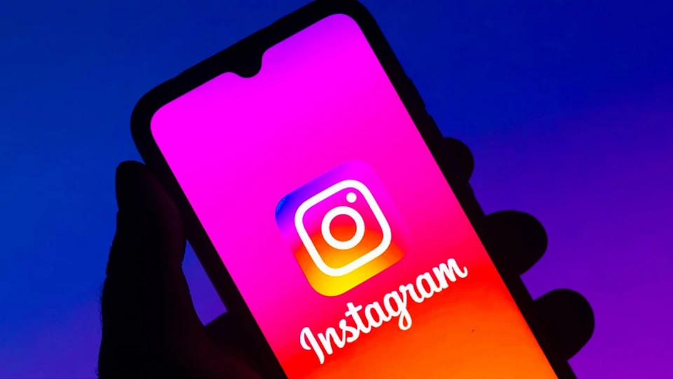 Instagram'da devrim gibi karar: Instagram Keşfet ve Reels'taki sistemi ana sayfaya taşıdı!