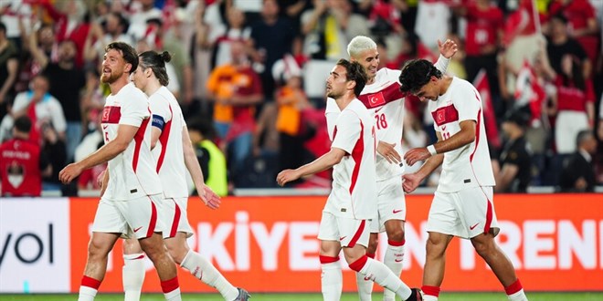 TFF açıkladı: İki futbolcu, A Milli Takım kampından ayrıldı