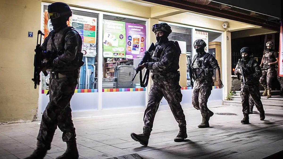 İstanbul'da suç örgütüne yönelik operasyonda 23 şüpheli yakalandı