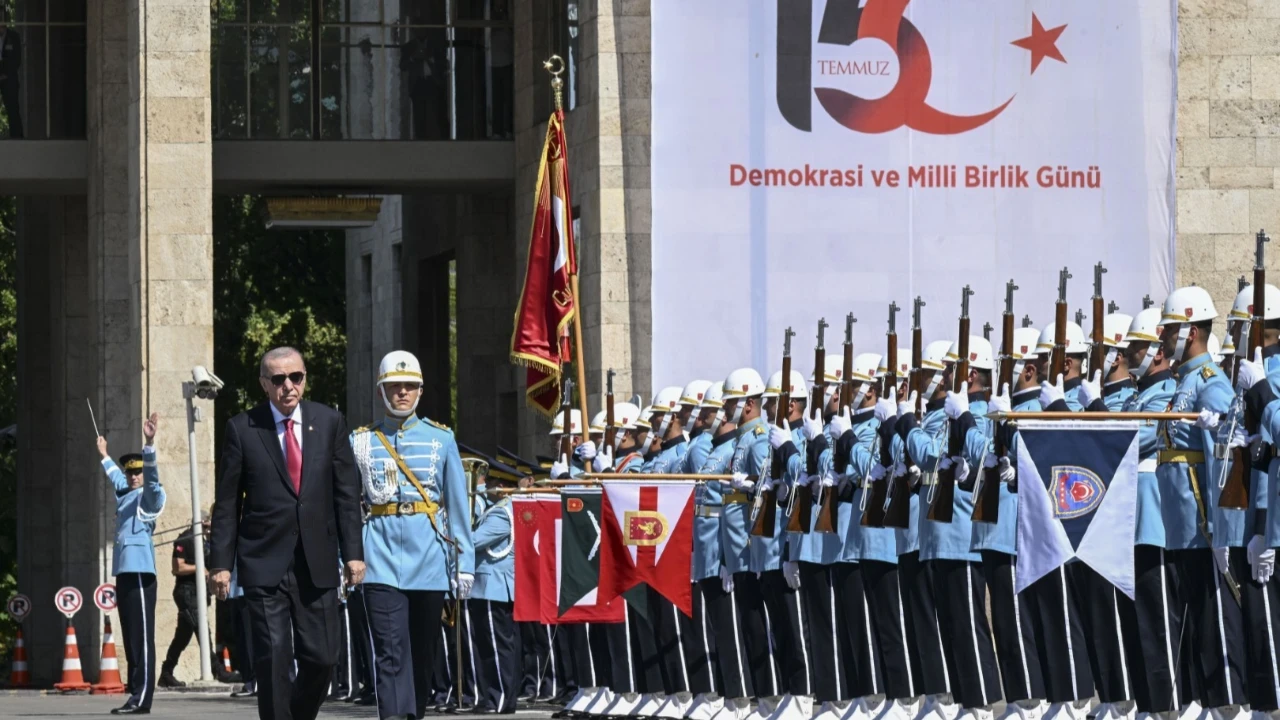 Erdoğan'dan FETÖ uyarısı: Tehdit devam ediyor