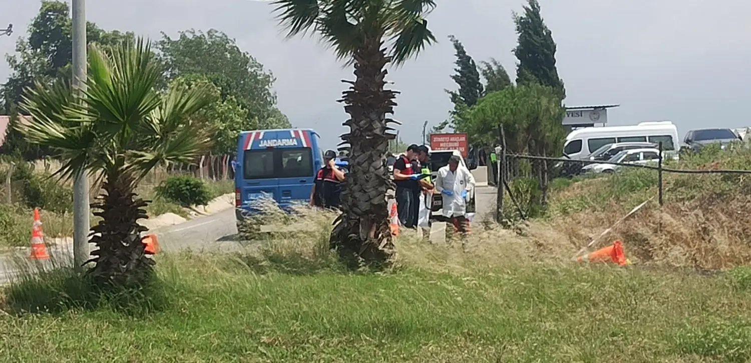 Cezaevi önünde silahlı saldırı: 2 kişi yaralandı
