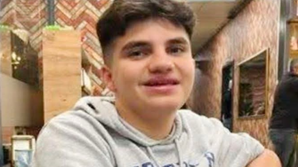 Ailesiyle pikniğe gitti... Daha 15 yaşındaydı... Yatağından ölü kene çıktı!