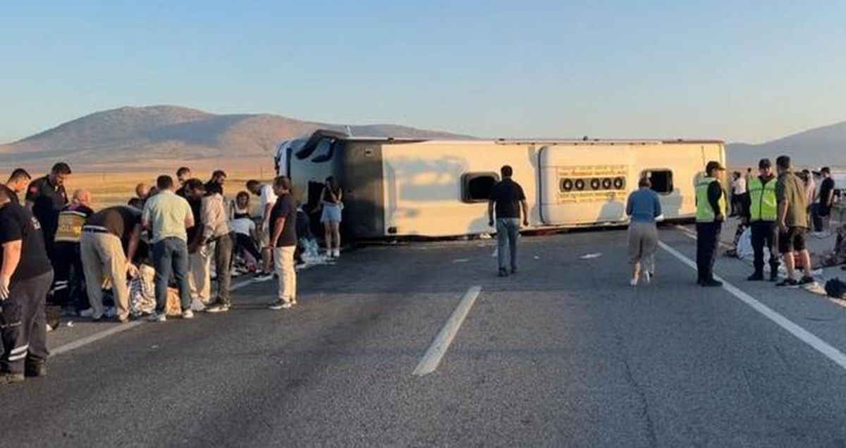 İstanbul-Kuşadası otobüsü kaza olayı nedir, ne zaman oldu, kaç ölü, kaç yaralı var, hangi otobüs firması kaza yaptı? Son..