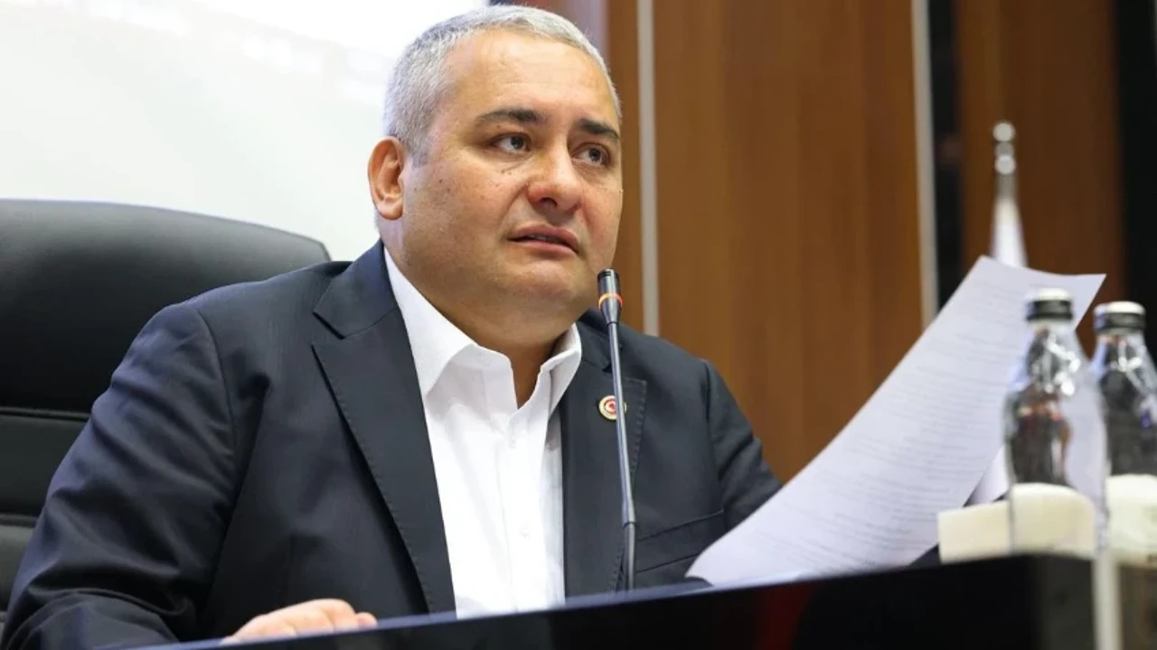 Mesut Özarslan kimdir? CHP'den istifa eden Keçiören Belediye Başkanı Mesut Özarslan nereli? Yaşı ne?