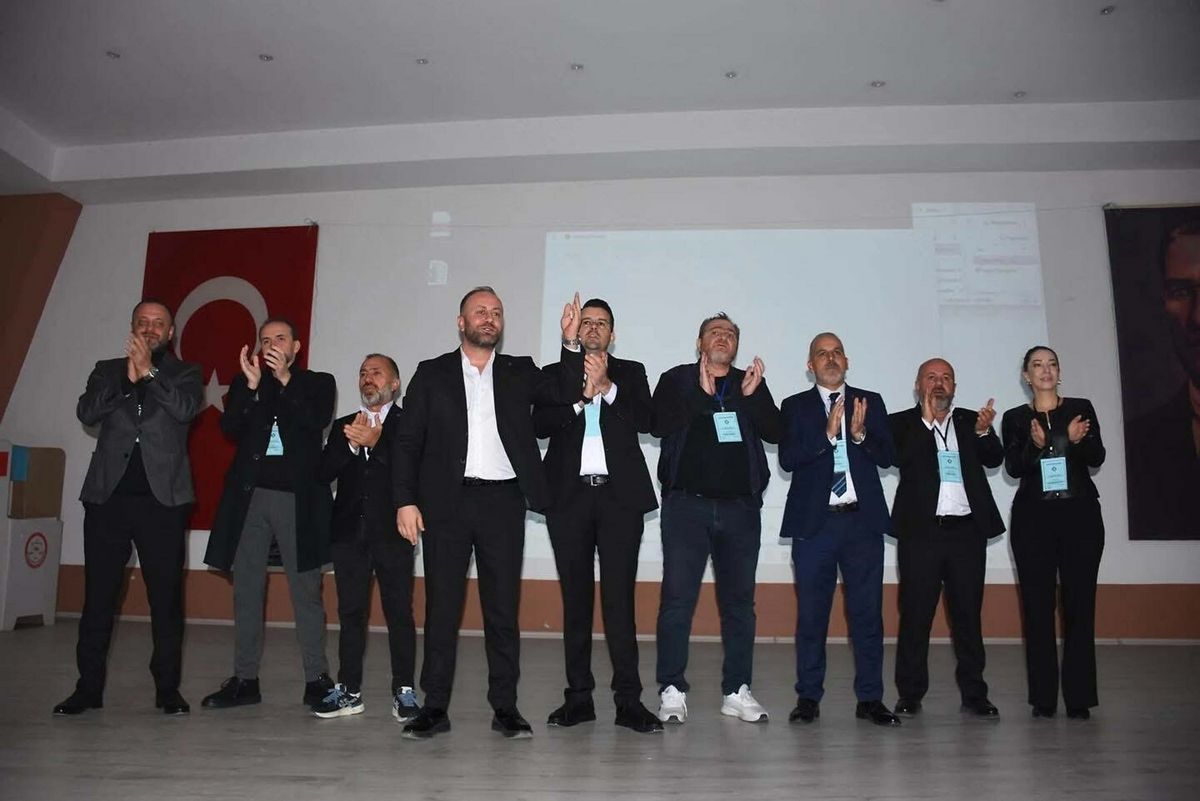 Altay'da Olağanüstü Genel Kurul Planı Rafa Kalktı