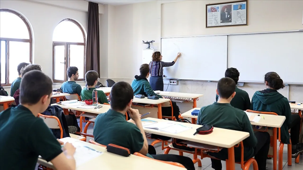 Bakan Tekin'den açıklama.. Öğretmen atamaları ne zaman yapılacak? Kaç öğretmen ataması olacak?