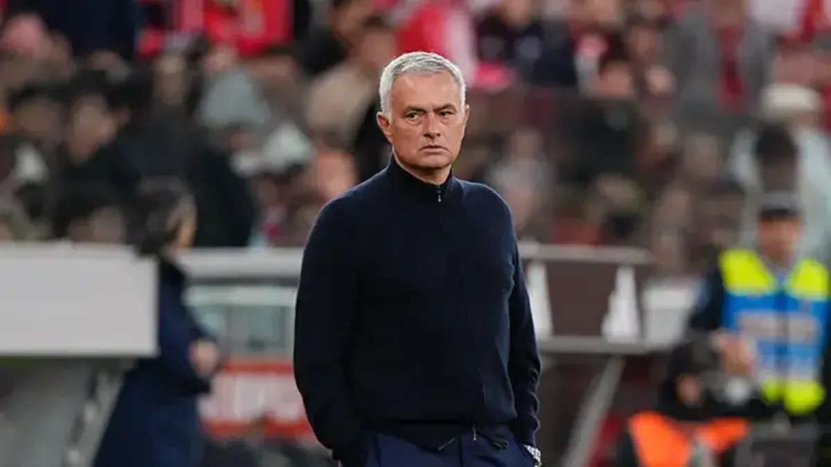 Fenerbahçe'yi yıkan Mourinho kararı! Yıldız golcü için son sözünü söyledi