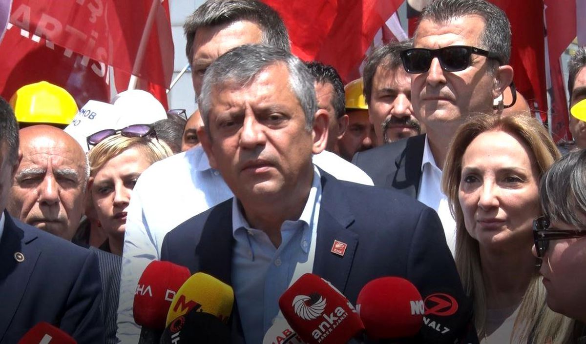 Özgür Özel: "Son kuruş ödenene, haklarını alana kadar madencilerin arkasındayız"