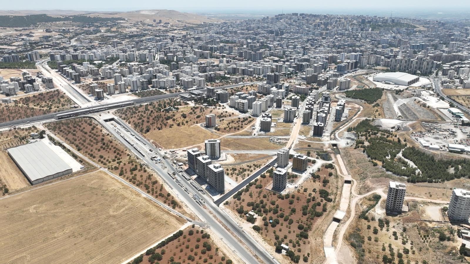 Büyükşehir'den Karaköprü trafiğini rahatlatacak yeni yol