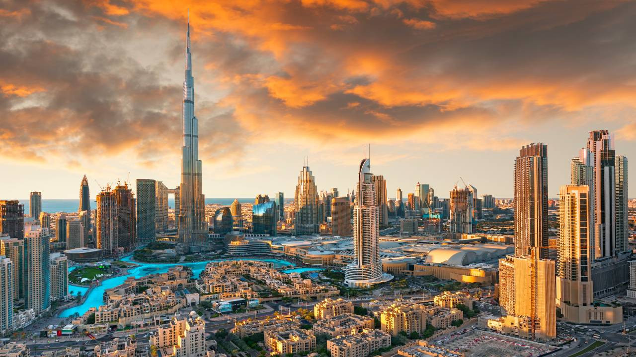 The Guardian: Dubai'de konut fiyatları uçurumdan aşağı yuvarlanıyor