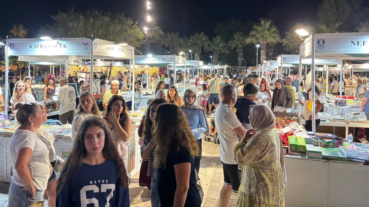 Halikarnas Balıkçısı’nın kentinde edebiyat Turgutreis Meydanı’na taşındı