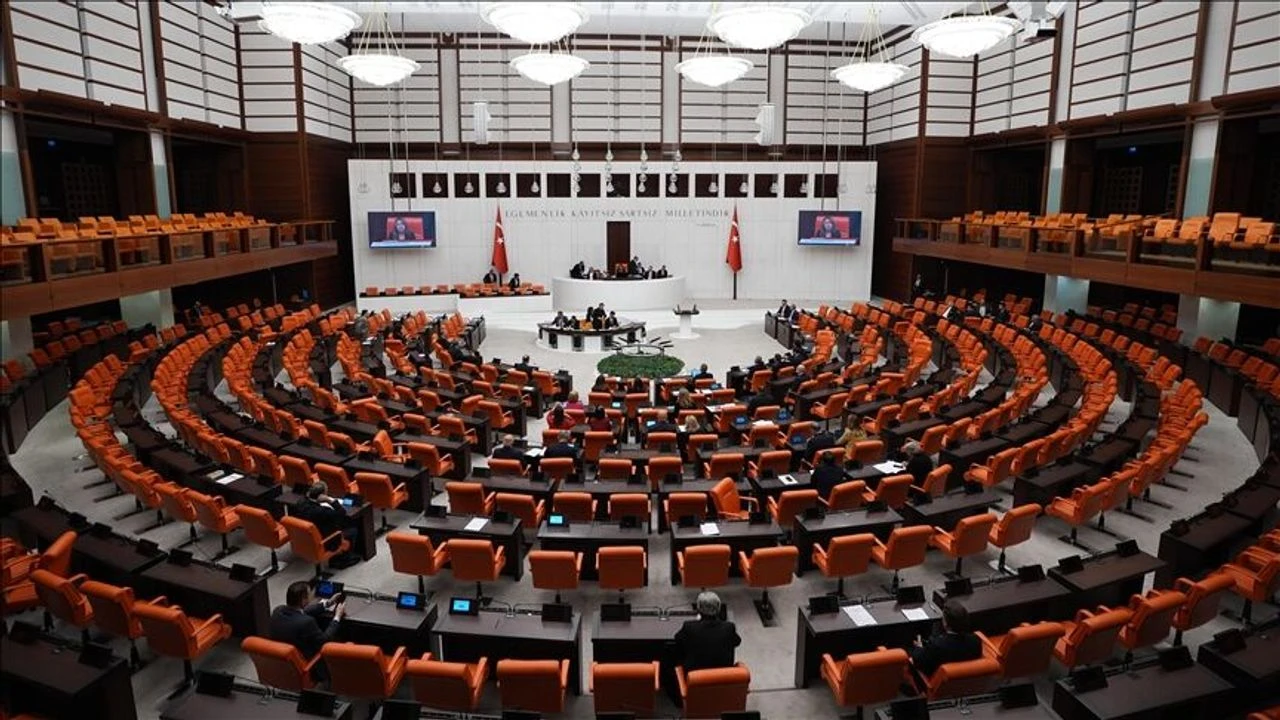 AK Parti’den açıklama geldi! "Yeni anayasa için uzlaşı şart"