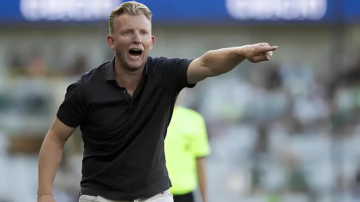 Dirk Kuyt, İstanbul'a geldi! Fenerbahçe'de yeni dönem başlıyor