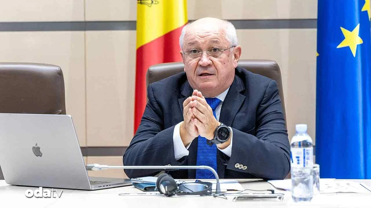 Başbakan bıraktı, Moldova’da hükümet düştü