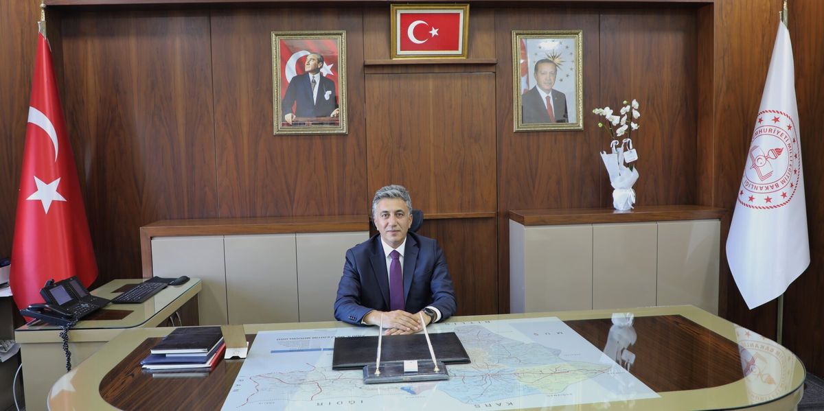 Ağrı Milli Eğitimde Devir teslim yapıldı
