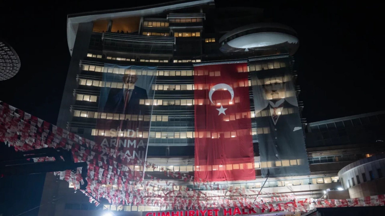 CHP Genel Merkezi düğmeye bastı: Trollere akan kaynak kesilecek!