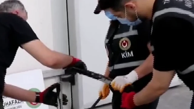 Tacirlerin sevkiyat planı İpsala'da patladı: Gizli bölmelerden çıkanlar ekipleri bile şoke etti