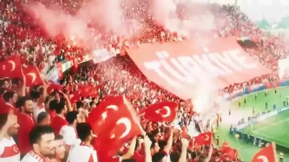 A Milli Takım şarkısını hazmedemediler! AK Parti'den tepki: Hastalıklı zihniyetinizin özeti