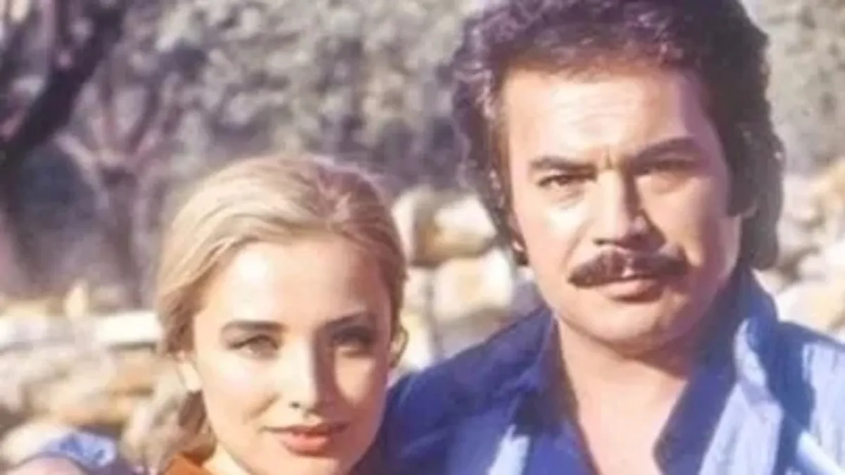 Yarım asırlık aşka romantik kutlama! Orhan Gencebay eşine methiyeler dizdi!