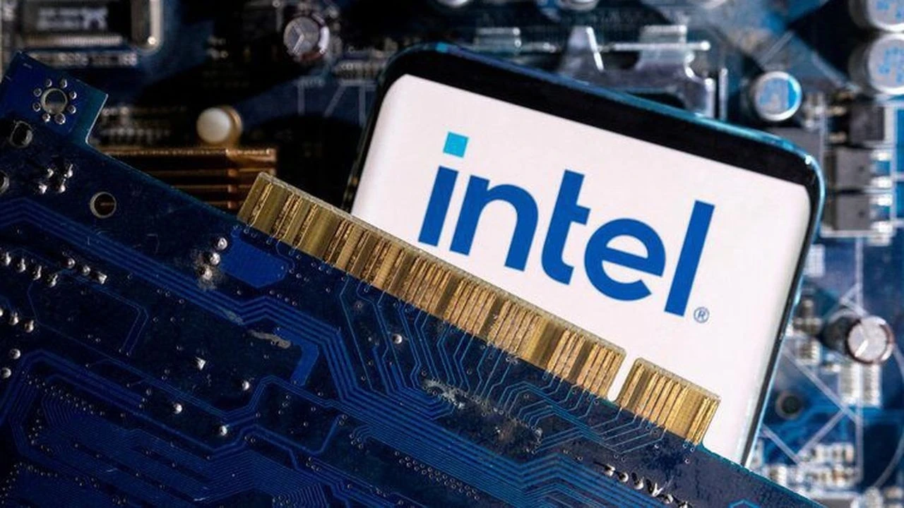BofA, Intel hisseleri için tavsiyesin AL'a yükseltti