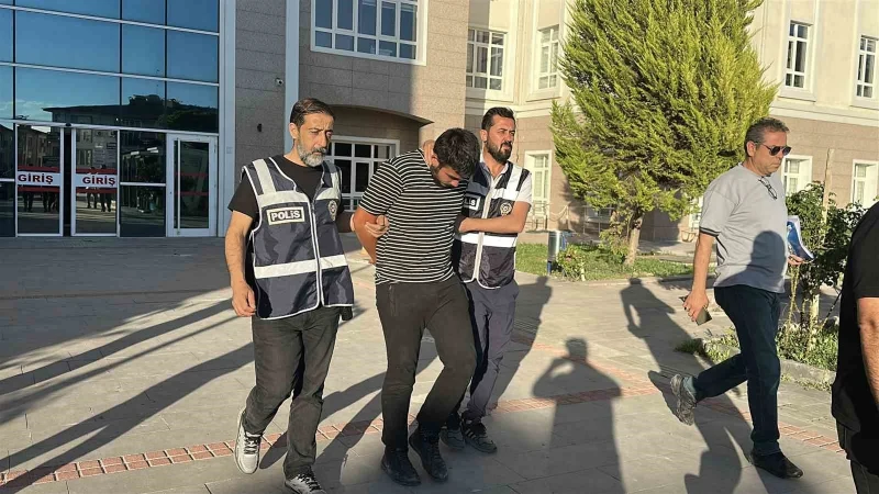 Burdur’da evine gelen adamı öldüren şahıs tutuklandı