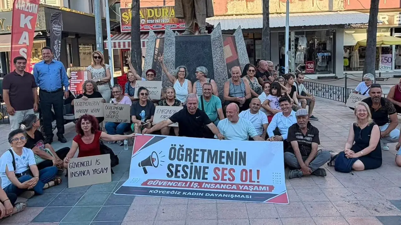 Ankara'da açlık grevini sürdüren öğretmenlere Köyceğiz'den destek: 'Binlerce insanın kalbi bu direnişle atıyor'