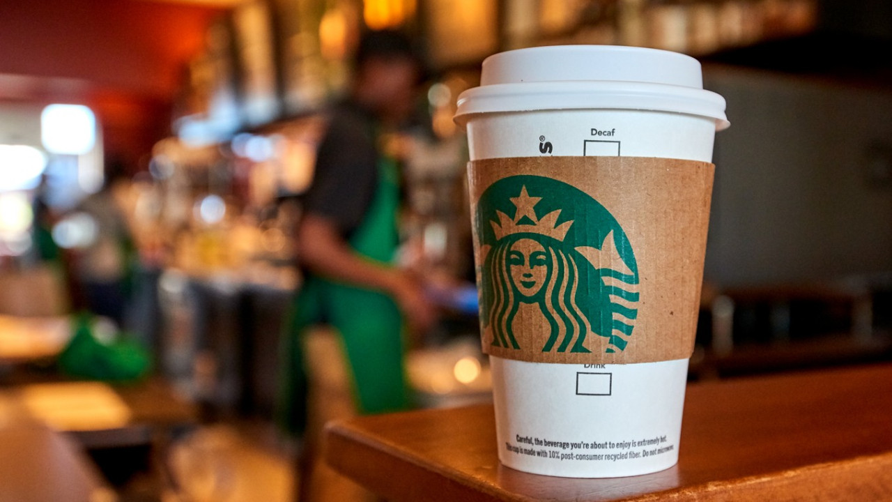 Starbucks Güney Kore'de bütün mağazalarını kapatıyor: Tarihi hata sonrası CEO aynı gün kovuldu