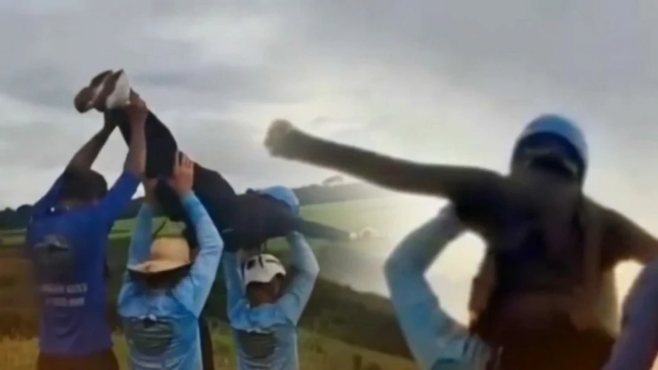 Brezilya'da bungee jumping faciası: Görevliler halatı bağlamayı unuttu, 21 yaşındaki genç kız köprüden aşağı çakıldı! | DÜNYA HABERLERİ