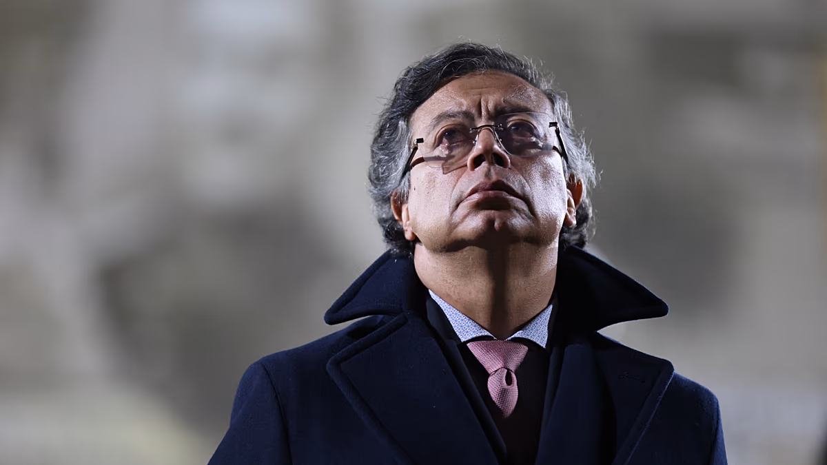 Kolombiya'da 125 kişiyi taşıyan askeri uçak düştü