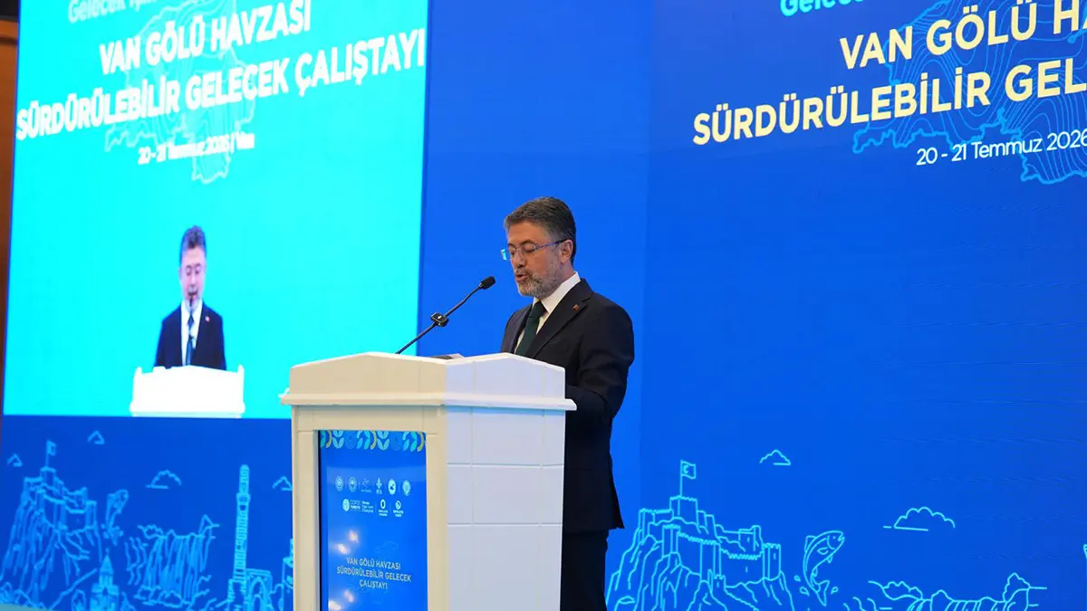 Van Gölü Havzası Sürdürülebilir Gelecek Çalıştayı gerçekleştirildi! Bakan Yumaklı: "Ana hedefimiz geleceği planlamak"