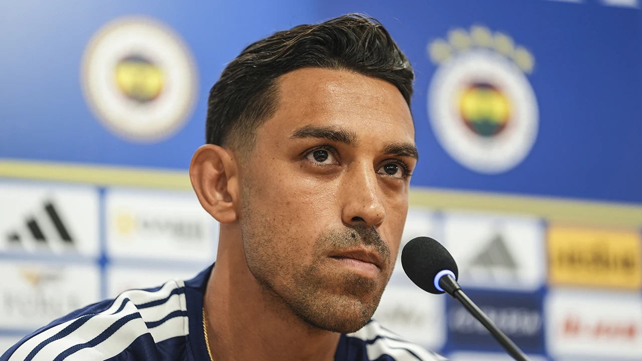 İrfan Can Kahveci: "Son 10-15 yılda en iyi futbolu oynatan hoca"