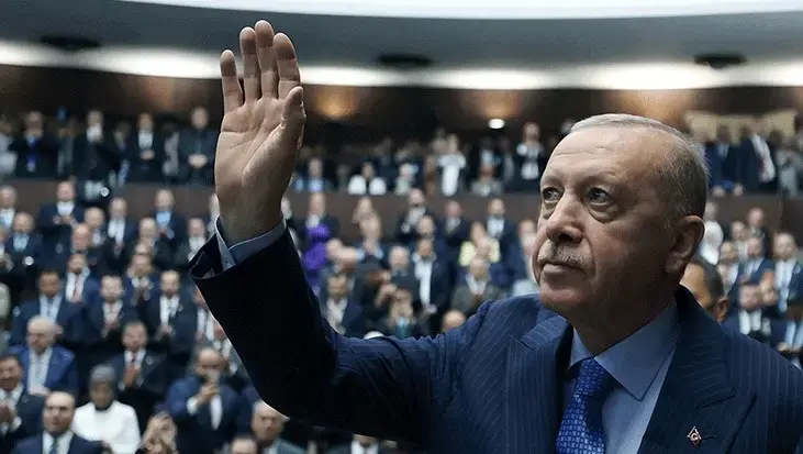 AK Parti'ye yeni katılımlar yolda! Hangi isimlerin adı geçiyor? İşte son kulis bilgileri
