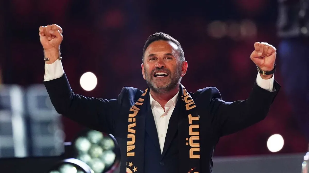 Galatasaray’a çok yönlü savunmacı! Okan Buruk’un tarifine uyuyor...