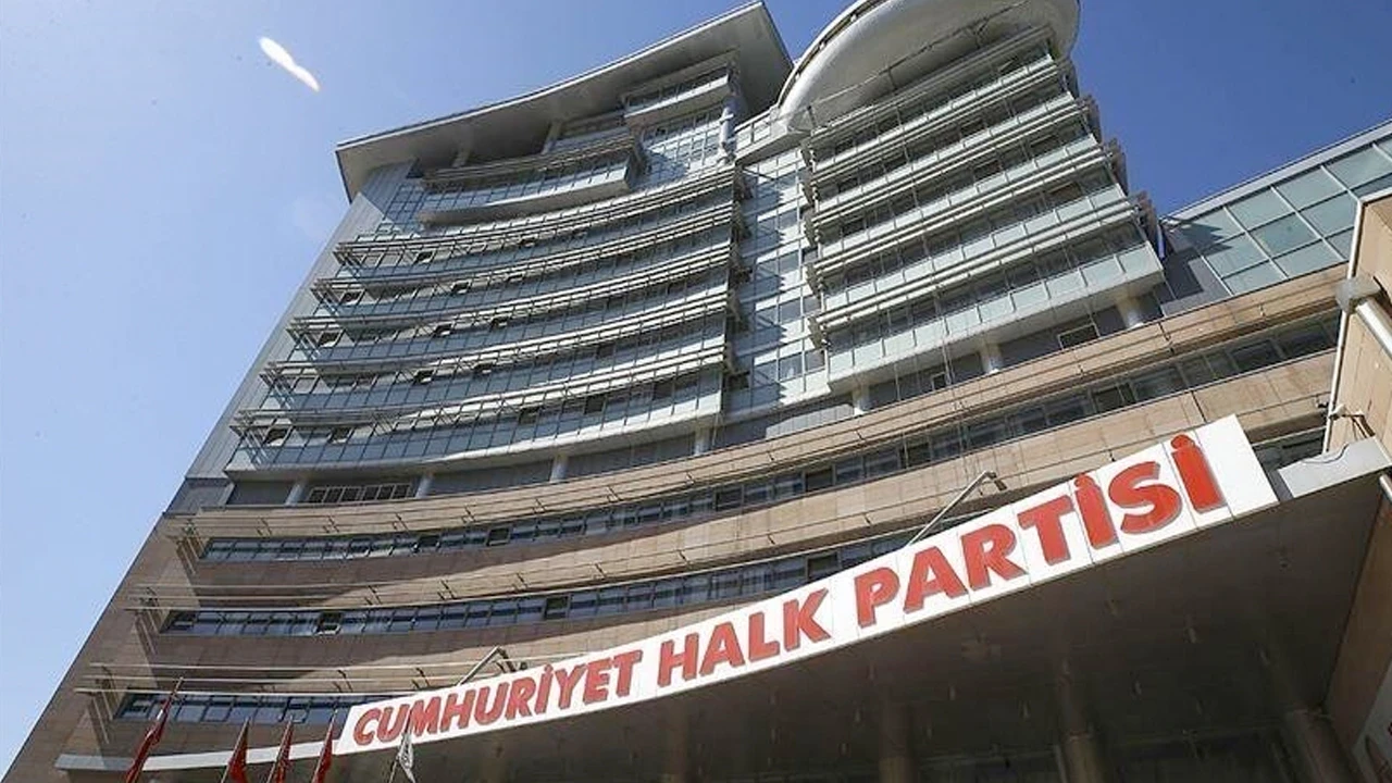 CHP’de Tanju Özcan ve Serkan Tuncer disipline sevk edildi