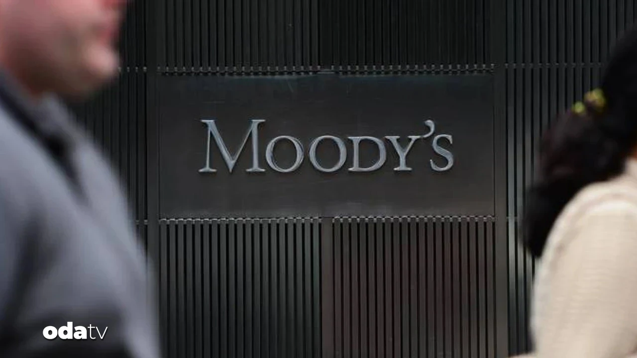Moody's Türkiye'nin kredi notunu değiştirmedi