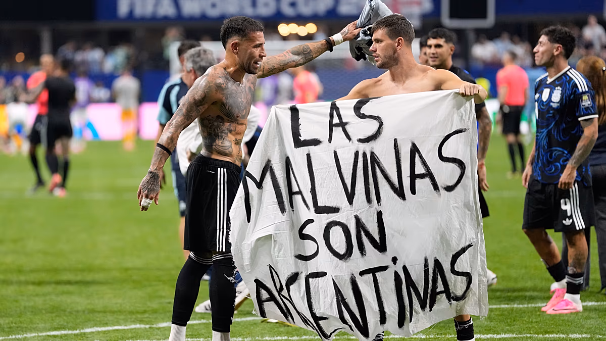 Arjantin'e 'Las Malvinas' pankartı için FIFA cezası riski