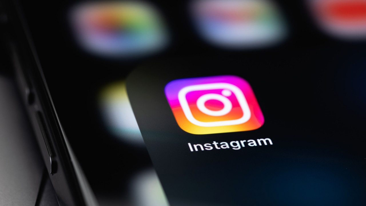 Instagram, riskli yapay zeka sohbetlerini ebeveynlere bildirecek