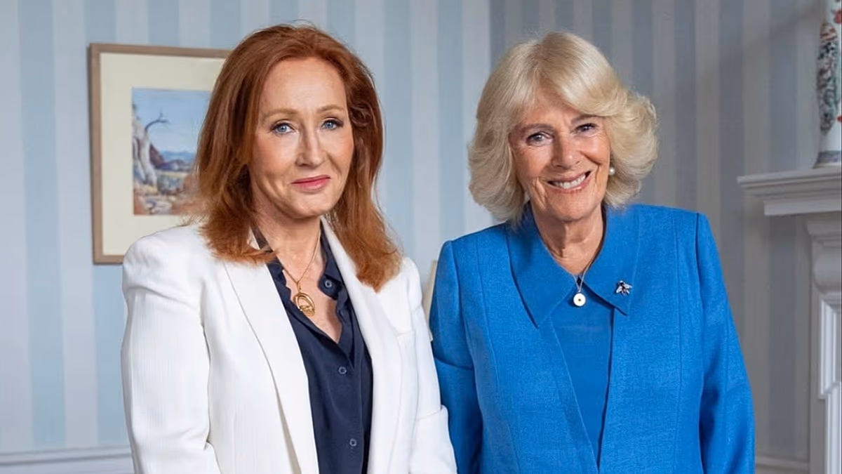 Kraliçe Camilla, Rowling'le görüşme sonrası tepki çekti