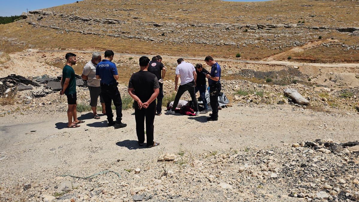Battaniyeye sarılı cesedi bulunan kişi kurye çıktı; midesindeki uyuşturucu kapsülü patlamış