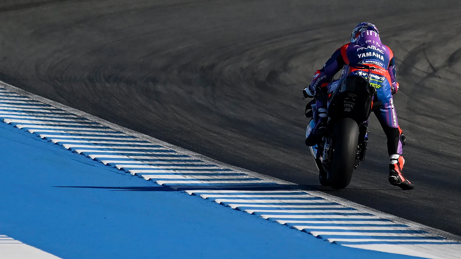 MotoGP'nin Hollanda'daki sprint yarışını Toprak Razgatlıoğlu, 17. sırada bitirdi